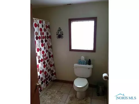 621 E Butler St, Bryan, OH 43506 photo 13