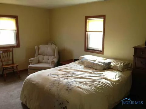 621 E Butler St, Bryan, OH 43506 photo 8