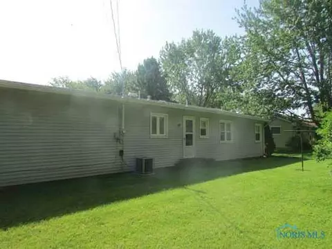 903 E Graceway Dr, Napoleon, OH 43545 photo 7