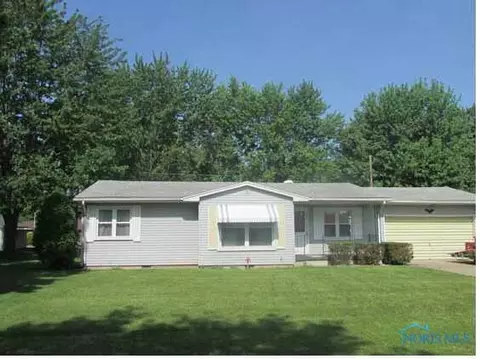 903 E Graceway Dr, Napoleon, OH 43545 photo 1