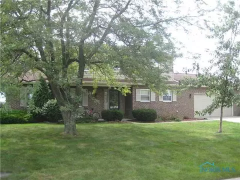 823 Cardinal Dr, Bryan, OH 43506 photo 1