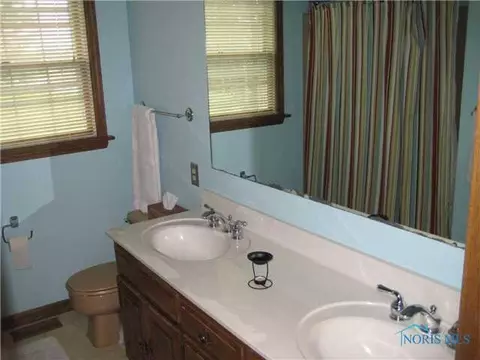 823 Cardinal Dr, Bryan, OH 43506 photo 18
