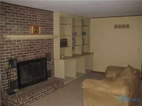 823 Cardinal Dr, Bryan, OH 43506 photo 8