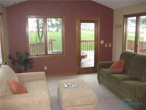 823 Cardinal Dr, Bryan, OH 43506 photo 6