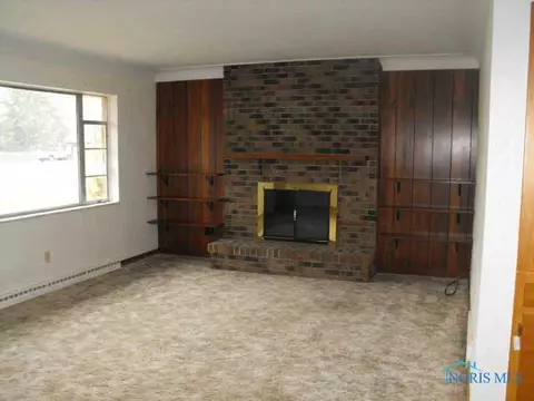 3530 Fleitz Dr, Oregon, OH 43616 photo 4