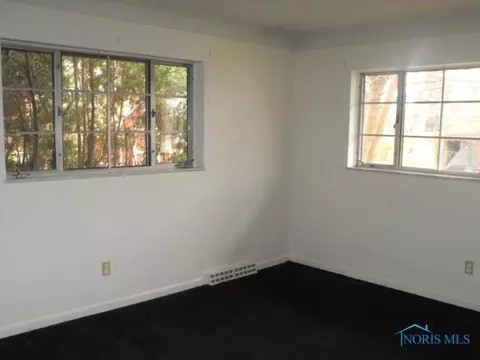 3530 Fleitz Dr, Oregon, OH 43616 photo 7