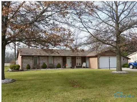 205 Scott Dr, Bryan, OH 43506 photo 2