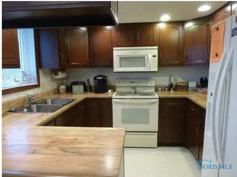 205 Scott Dr, Bryan, OH 43506 photo 9