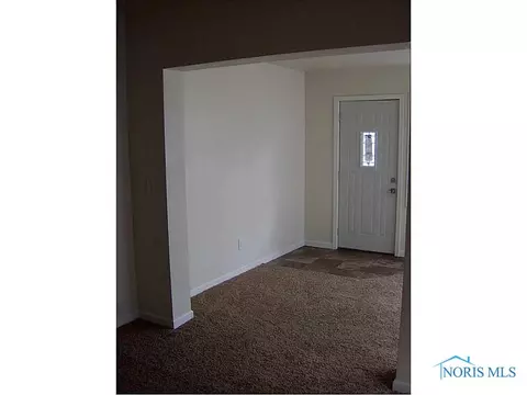 417 W Maple St, Deshler, OH 43516 photo 11