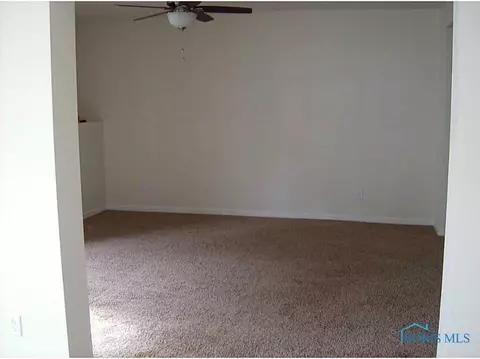 417 W Maple St, Deshler, OH 43516 photo 10