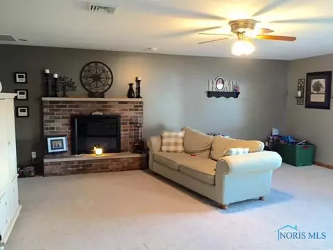 406 Patrick Ct, Bryan, OH 43506 photo 8