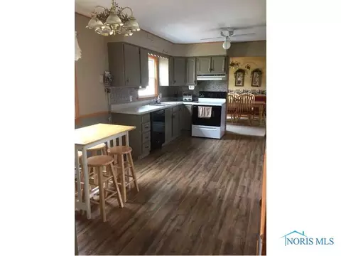 406 Patrick Ct, Bryan, OH 43506 photo 9