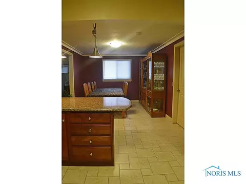3503 Fleitz Rd, Oregon, OH 43616 photo 5