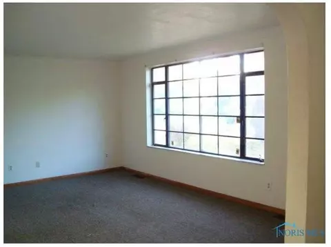 440 Richards, Toledo, OH 43607 photo 3