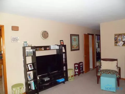 315 E Pierce, Bryan, OH 43506 photo 8