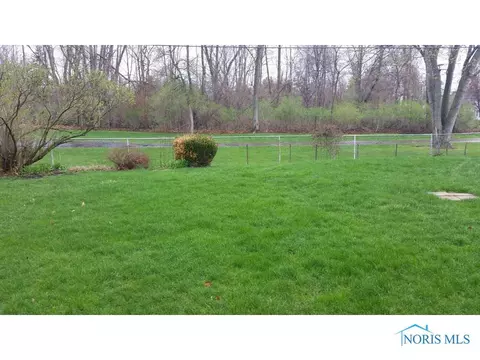 561 Richards Rd, Toledo, OH 43607 photo 16