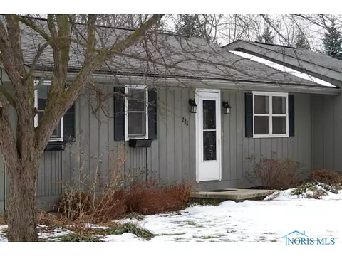223 Cherry St, Mccomb, OH 45858 photo 1