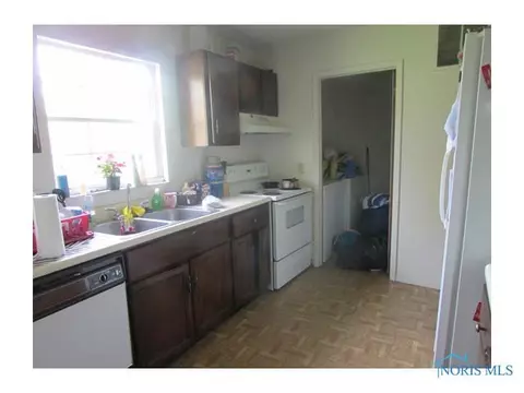 3536 Willow Run Dr, Toledo, OH 43607 photo 4