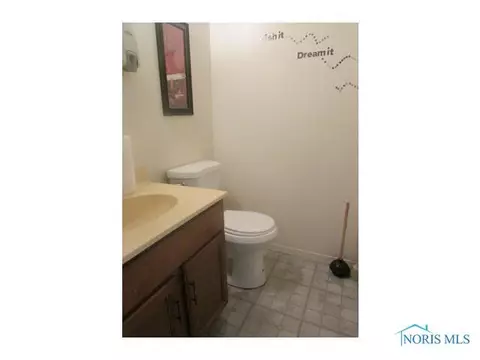 3536 Willow Run Dr, Toledo, OH 43607 photo 8