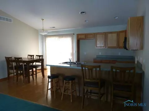 149 Amy Dr, Bryan, OH 43506 photo 5