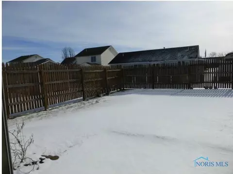 149 Amy Dr, Bryan, OH 43506 photo 3