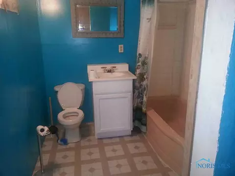 200 Mill St, Bryan, OH 43506 photo 3