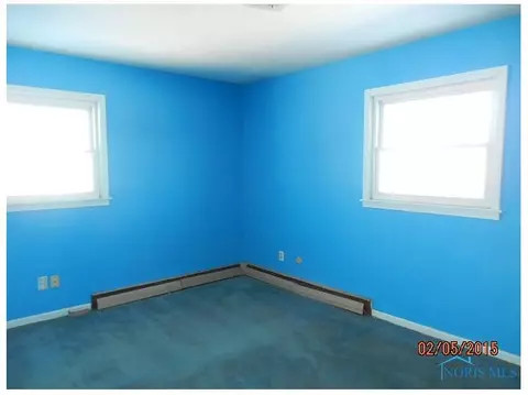 29370 E Broadway St, Walbridge, OH 43465 photo 11