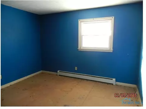 29370 E Broadway St, Walbridge, OH 43465 photo 13
