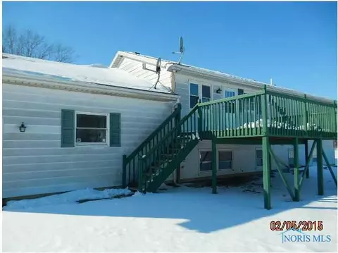 29370 E Broadway St, Walbridge, OH 43465 photo 3