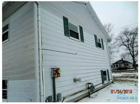 29370 E Broadway St, Walbridge, OH 43465 photo 4