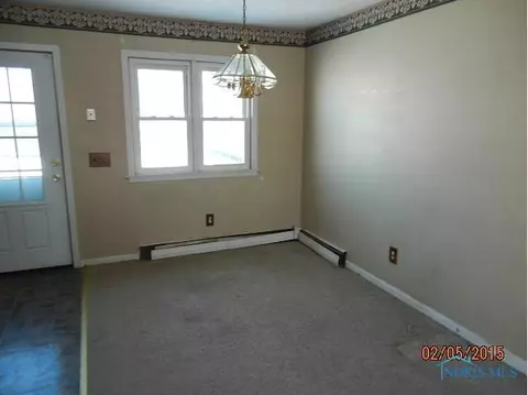 29370 E Broadway St, Walbridge, OH 43465 photo 9