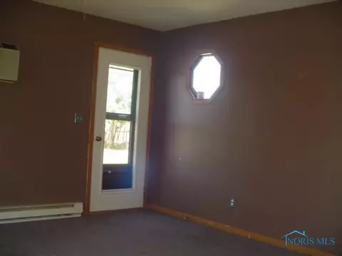 1613 Colonial Ln, Bryan, OH 43506 photo 9