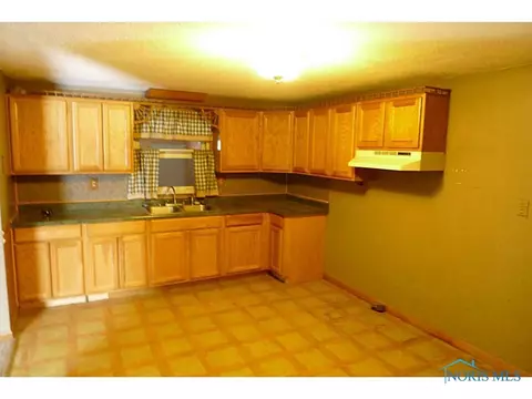 12388 Maple Ave, Paulding, OH 45879 photo 3