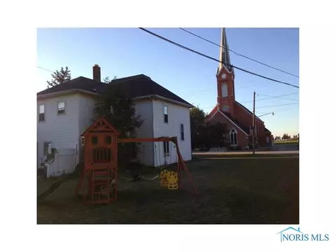 22767 Main St, Custar, OH 43511 photo 2