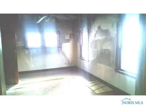 1119 Tecumseh St, Toledo, OH 43607 photo 5