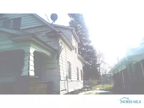 1119 Tecumseh St, Toledo, OH 43607 photo 10