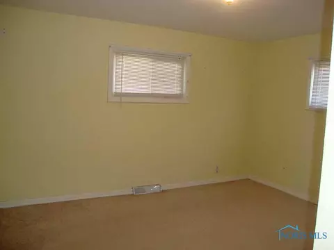 215 Degroff Ave, Archbold, OH 43502 photo 15