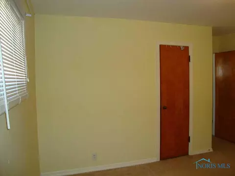215 Degroff Ave, Archbold, OH 43502 photo 16