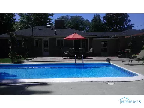 1064 Scribner St, Maumee, OH 43537 photo 15