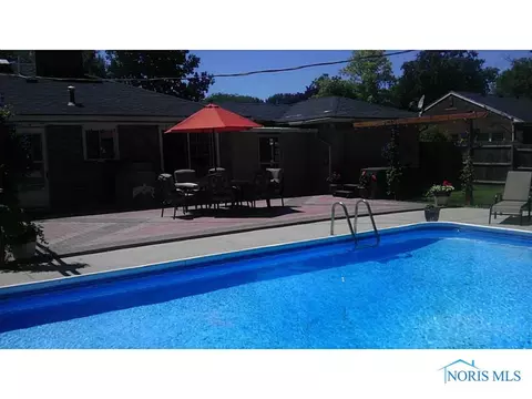 1064 Scribner St, Maumee, OH 43537 photo 13