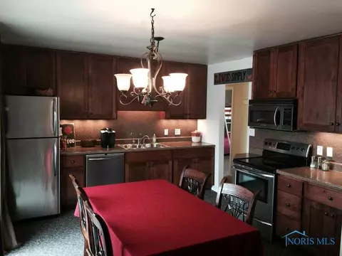 204 John St, Bryan, OH 43506 photo 6