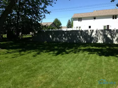 204 John St, Bryan, OH 43506 photo 3