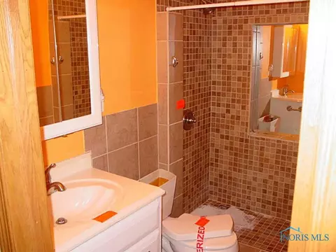 29561 E Broadway, Walbridge, OH 43465 photo 6