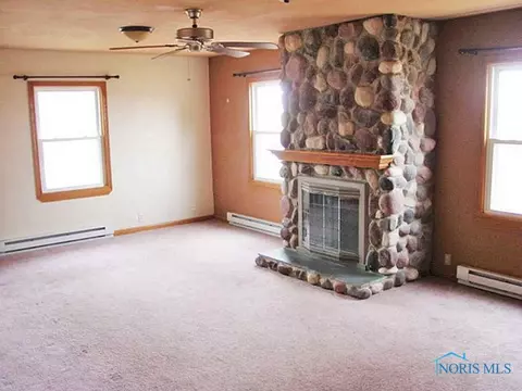 29561 E Broadway, Walbridge, OH 43465 photo 4