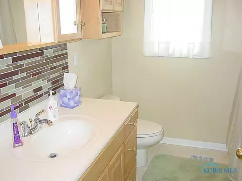 600 Circle Dr, Bryan, OH 43506 photo 14