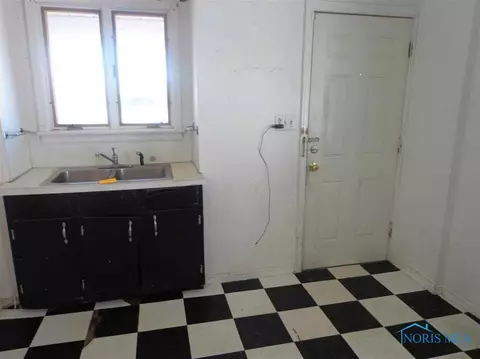 525 Everett, Toledo, OH 43608 photo 6
