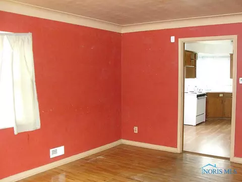 2119 Perth St, Toledo, OH 43607 photo 1