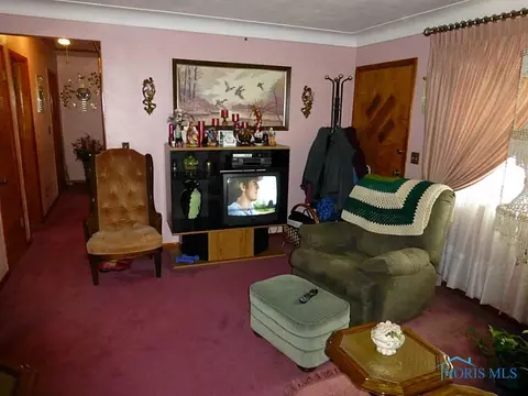 2034 Victory Ave, Toledo, OH 43607 photo 10