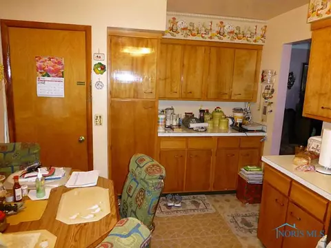 2034 Victory Ave, Toledo, OH 43607 photo 8