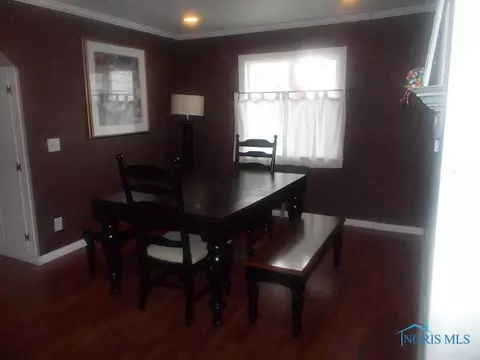 519 Cherry St, Wauseon, OH 43567 photo 6